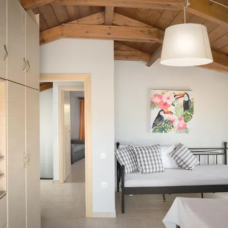 Provenza Hébergement de vacances Anafonítria