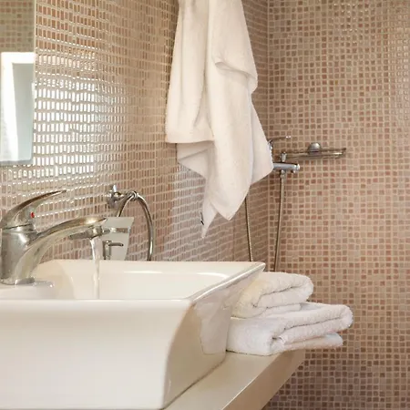 Provenza Anafonitria